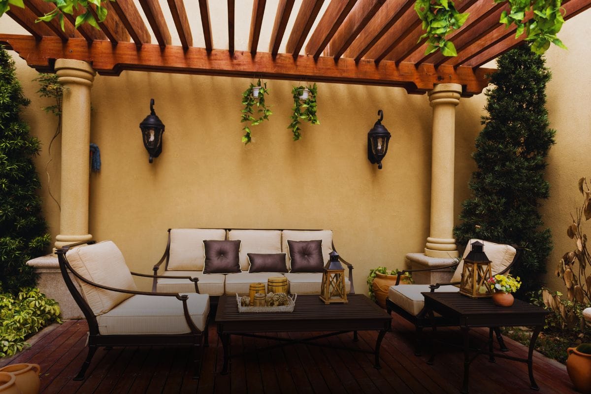 Choosing the Right Patio Furniture for Comfort and Style - Emerson Pro Services Choosing the Right Patio Furniture for Comfort and Style