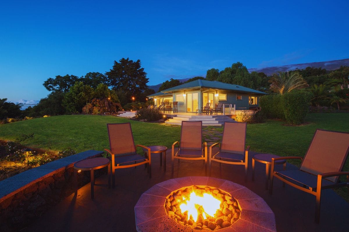 How to Build a DIY Fire Pit in Your Backyard