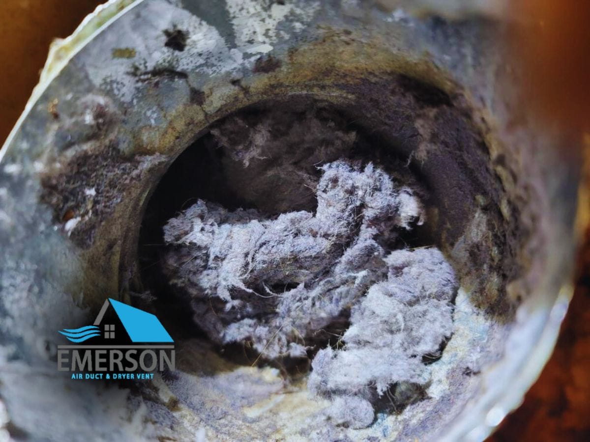 xr:d:DAGBKai74r0:10,j:299912866654086494,t:24040109 - Emerson Pro Services air duct clean